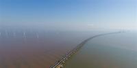 建壯觀美景 促節(jié)能環(huán)保！上海東海大橋<font color=