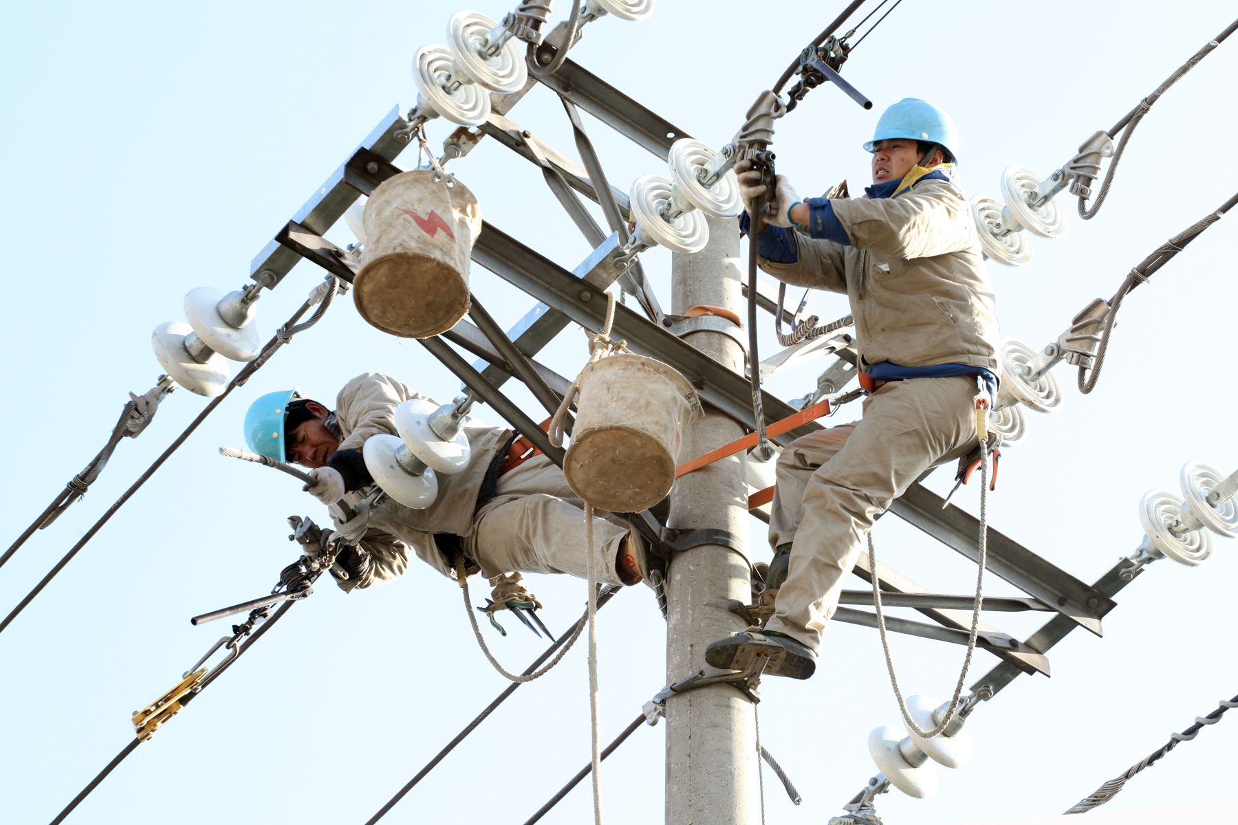 張家港供電力爭(zhēng)保障房按時(shí)通電