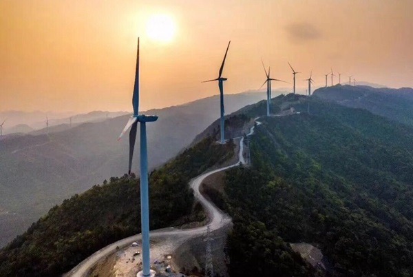 中國華電在廣西區(qū)域的首個(gè)風(fēng)電項(xiàng)目并網(wǎng)發(fā)電
