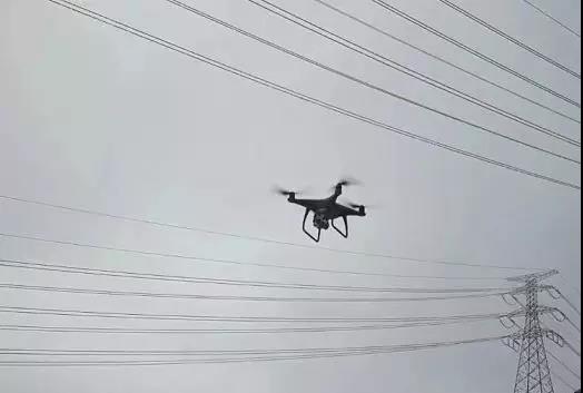 聽說最近輸電線路和鐵塔“火”啦！
