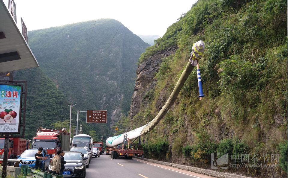 交通提示：金鳳山風(fēng)電項(xiàng)目大件陸續(xù)運(yùn)輸 途經(jīng)車輛請(qǐng)注意（組圖）