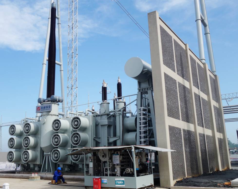 聚焦：特高壓變電站是怎樣建成的？