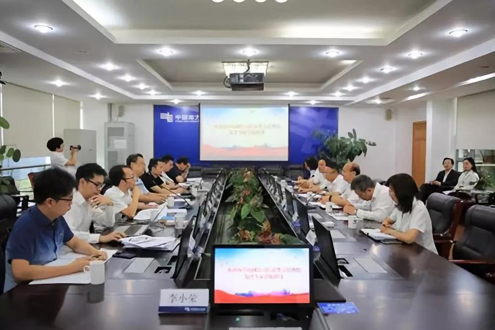 南網(wǎng)信息類五星班組到公司信息中心開展復評