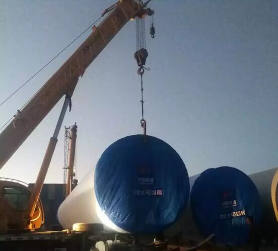 青海華電都蘭諾木洪風(fēng)電場一期49.5兆瓦項目首套塔筒順利發(fā)貨