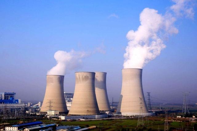 我國的火電廠燃燒一噸的煤礦，能產(chǎn)生多少電量？