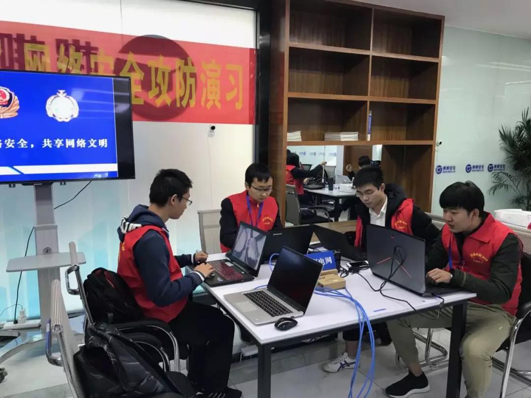 公司代表隊圓滿完成云南省公安機關(guān)“護(hù)網(wǎng)2018”網(wǎng)絡(luò)安全攻防演習(xí)